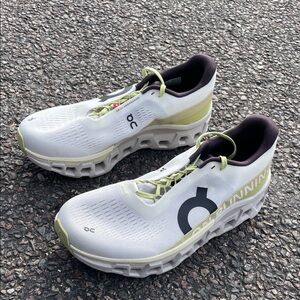 🍋‍🟩 On Cloudmonster 2 Running Men's Shoes - size 9